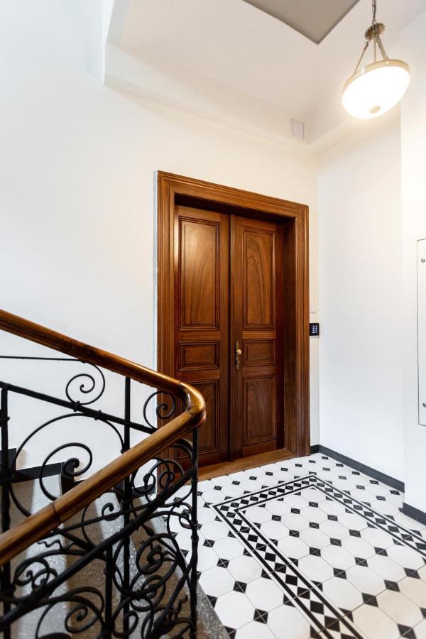 Luxury Prague Riverside Apartment Exterior foto